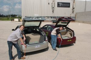 למה כדאי לרכוש רכב היברידי. שלומי שי אמויאל מסביר ומדגים.